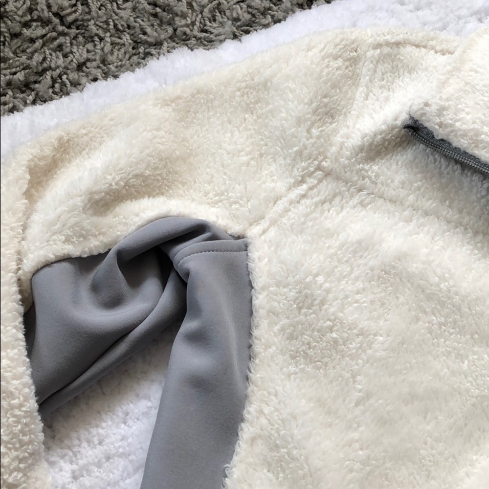 Xersion Jacket - image 8